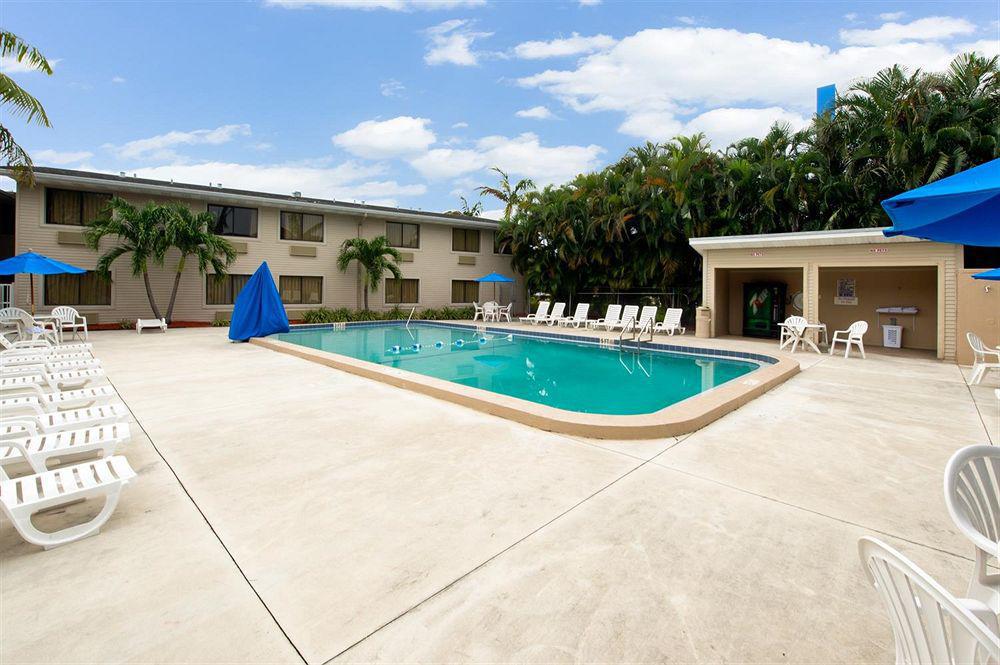 Motel 6-Fort Lauderdale, Fl ภายนอก รูปภาพ